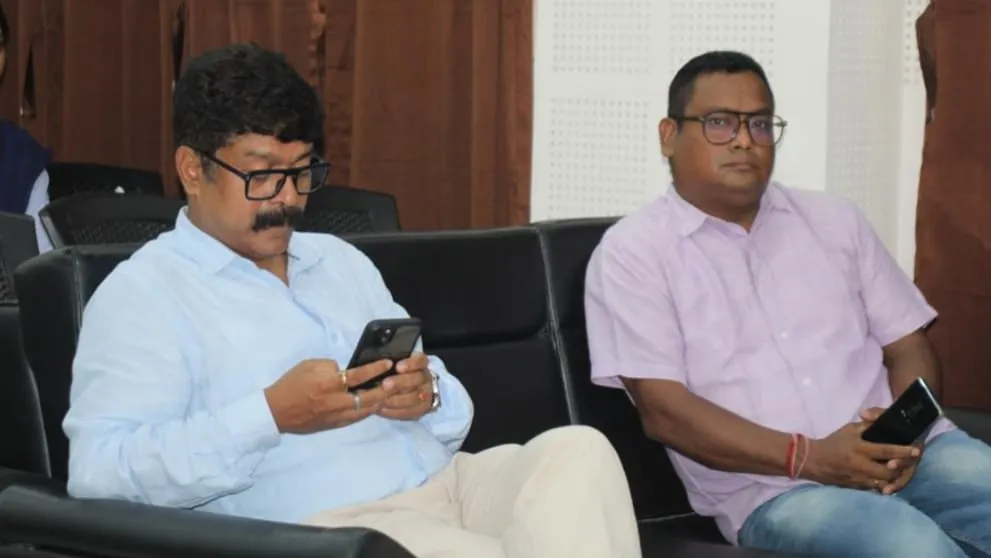 Eminent Photojournalist Biju Boro Interacts With Pragjyotish College Students  
